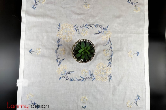 Square table cloth - Shameplant embroidery (size 90cm)